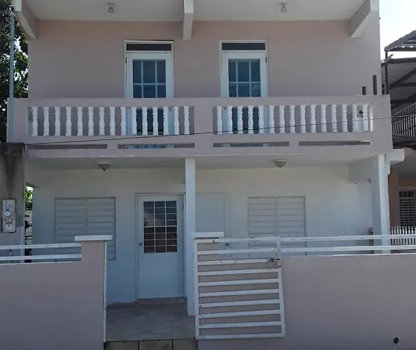Crash Pad Apartment Isabela